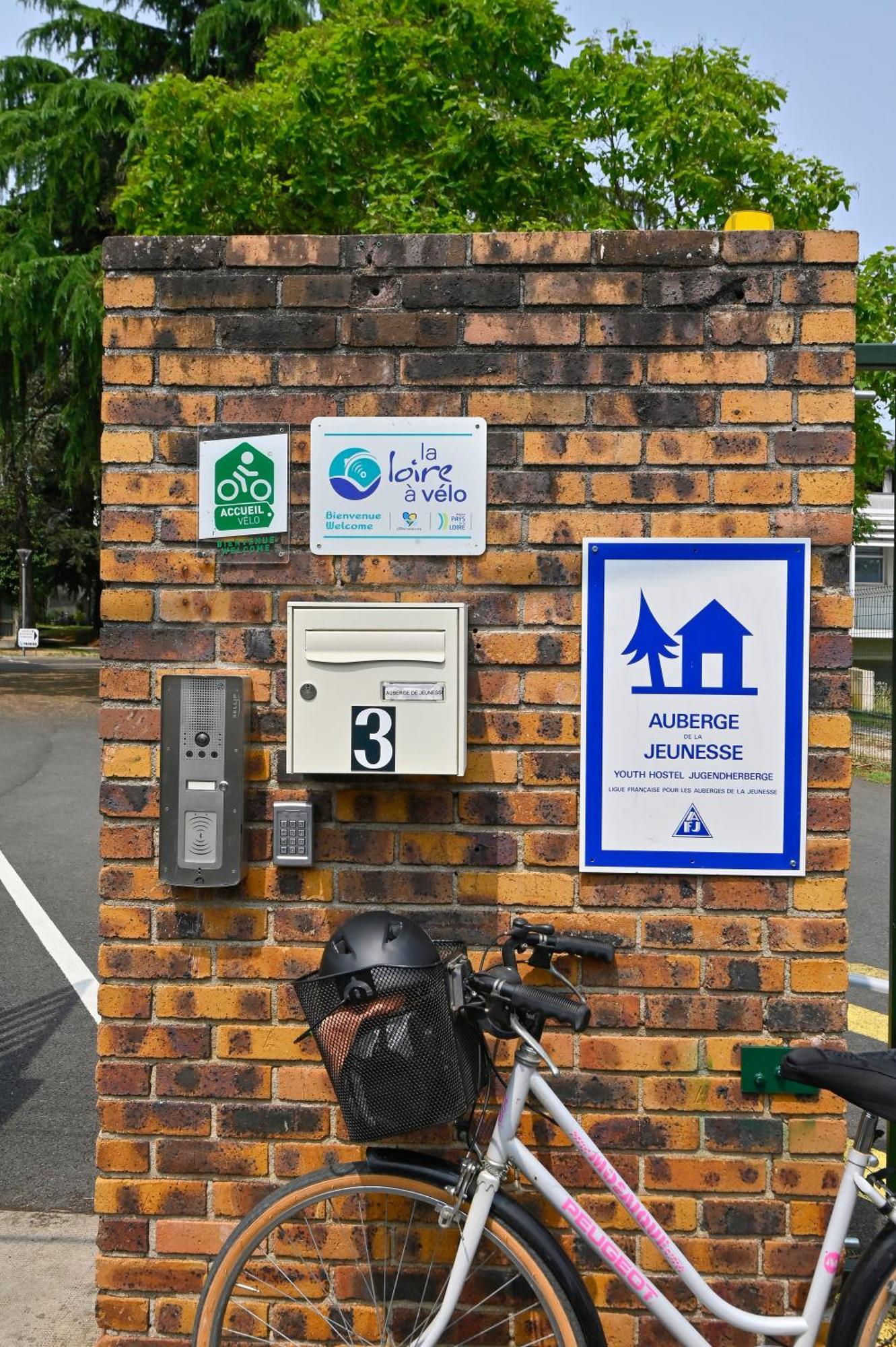 Auberge De Jeunesse D'オルレアン エクステリア 写真